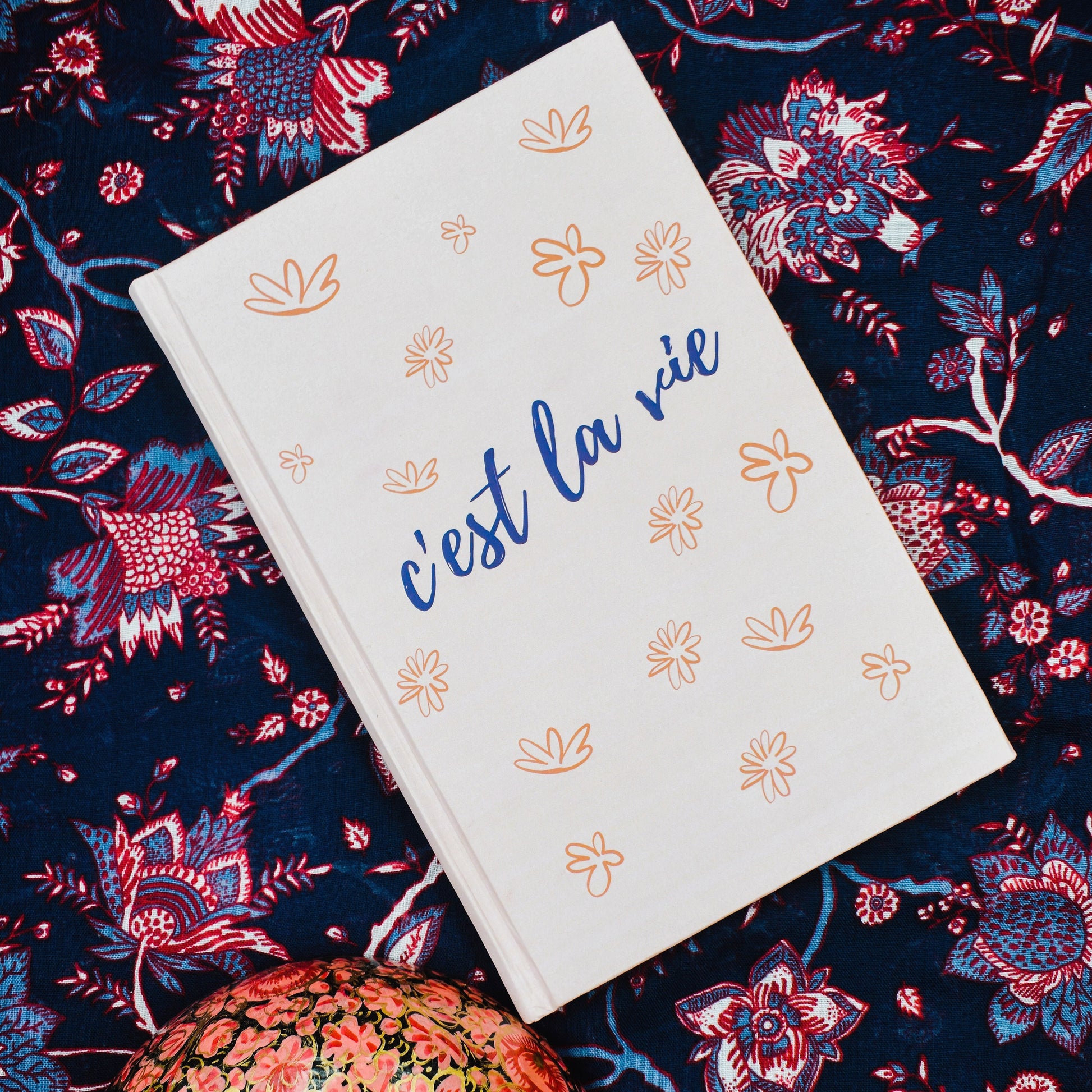 C'est la Vie (journal) The Antique Treasure (tatjournals)